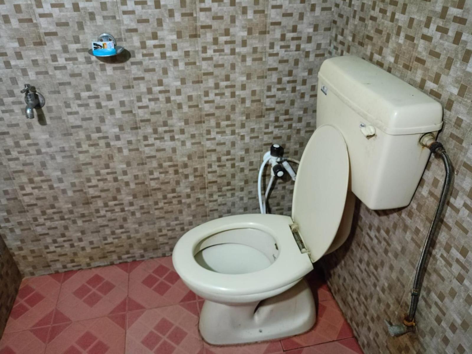 Comfort Inn Guwahati Bagian luar foto